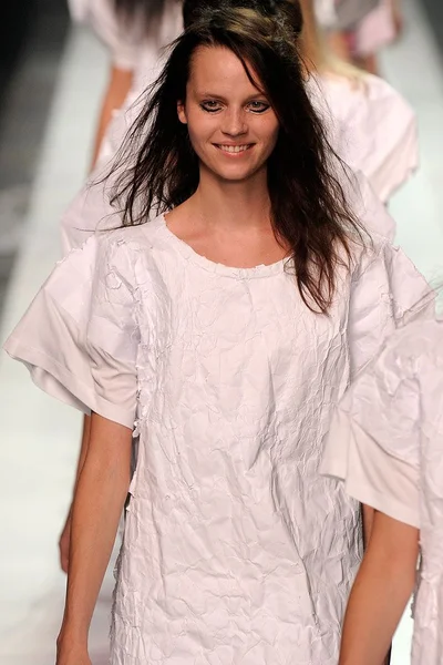 Look 44